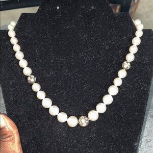Marjorica faux pearl 1890 necklace EUC